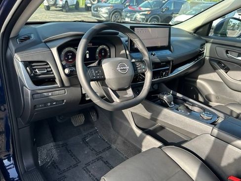 Used 2026 Nissan Rogue SL AWD/4WD image 31