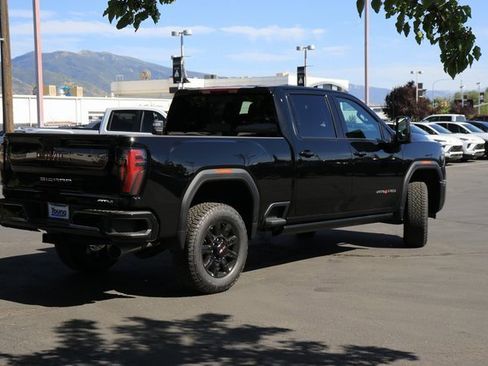 New 2025 GMC Sierra 3500 AT4 w/ AT4 Premium Plus Package image 4