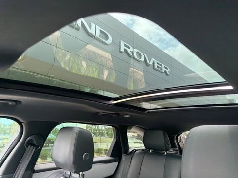 Used 2026 Land Rover Range Rover Velar Dynamic SE AWD/4WD image 10