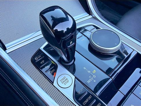 Used 2024 BMW 840i Convertible image 27