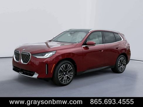 Used 2025 BMW X3 xDrive30i w/ Premium Package image 7