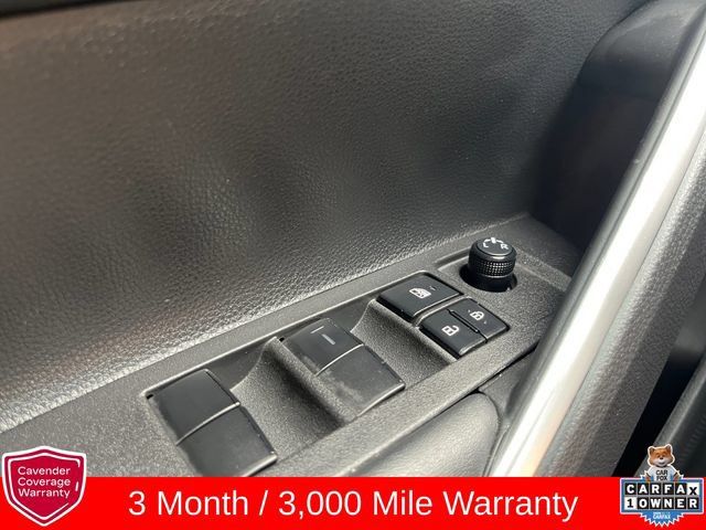 Used 2022 Toyota Corolla Cross LE FWD image 26