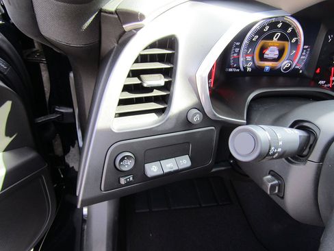 Used 2014 Chevrolet Corvette Stingray Coupe w/ 2LT Preferred Equipment Group RWD image 15