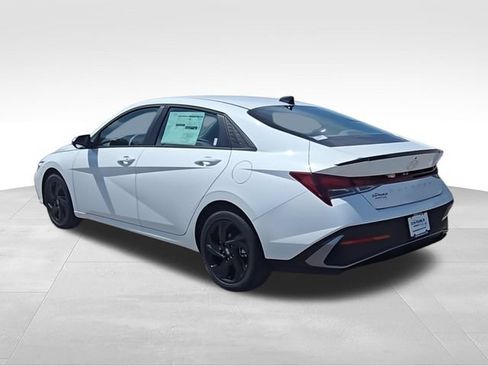 New 2026 Hyundai Elantra Sport FWD image 7