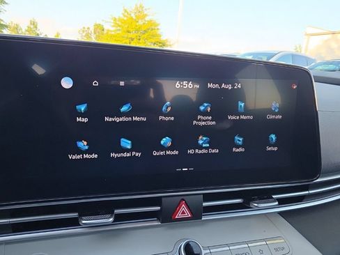 Used 2025 Hyundai Elantra Limited FWD image 24