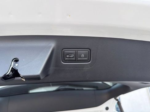 Used 2026 Hyundai Santa Fe SEL AWD/4WD image 27