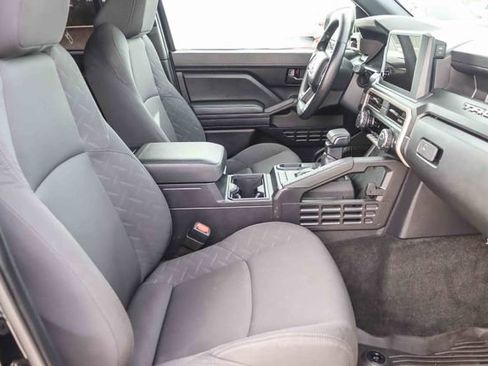 Used 2024 Toyota Tacoma SR image 18