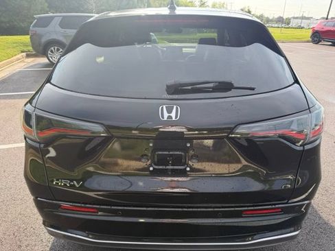 Used 2025 Honda HR-V EX-L image 5