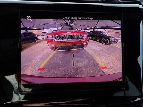 New 2025 Jeep Grand Cherokee L Altitude image 19