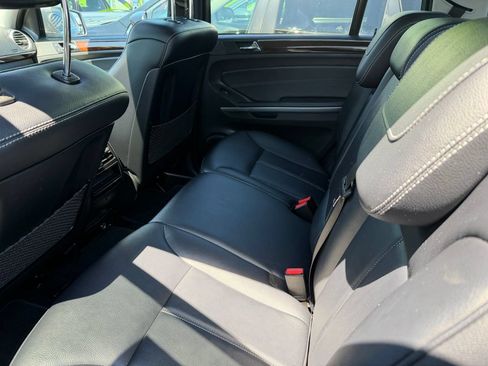 Used 2012 Mercedes-Benz GL 450 4MATIC image 4