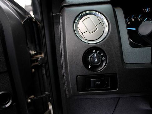 Used 2012 Ford F150 XLT w/ XTR Pkg image 10