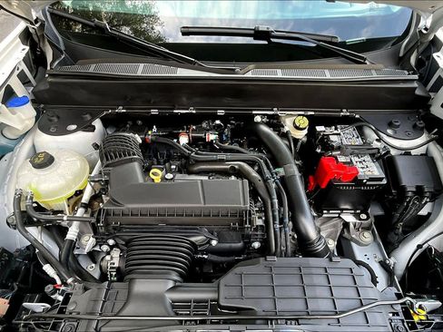 Used 2025 Ford Maverick Lobo image 30