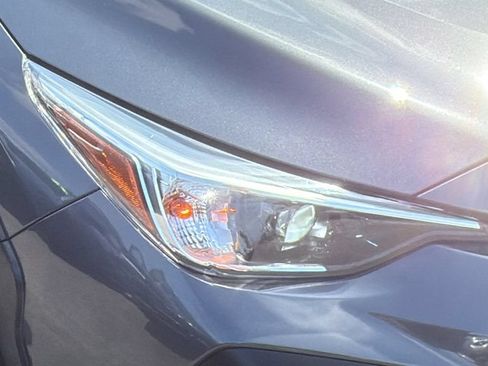 Certified 2025 Subaru Crosstrek 2.5i Premium AWD/4WD image 8