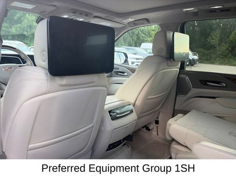 Used 2023 Cadillac Escalade Sport Platinum AWD/4WD image 12