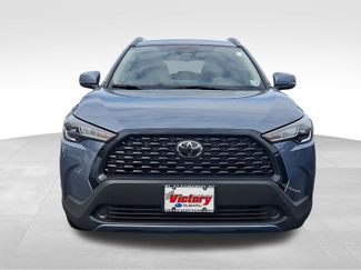 Used 2023 Toyota Corolla Cross LE video 2