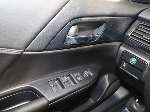 Used 2013 Honda Accord Sport image 25