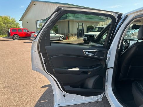 Used 2024 Ford Edge SEL AWD/4WD image 22