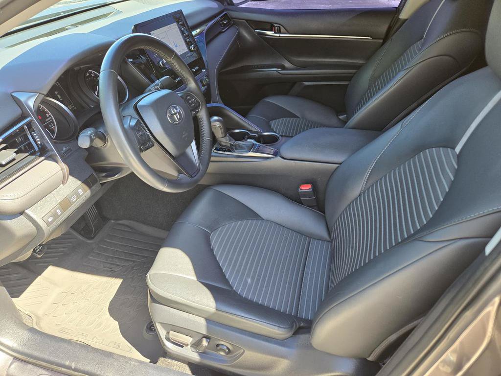 Used 2024 Toyota Camry SE FWD image 14
