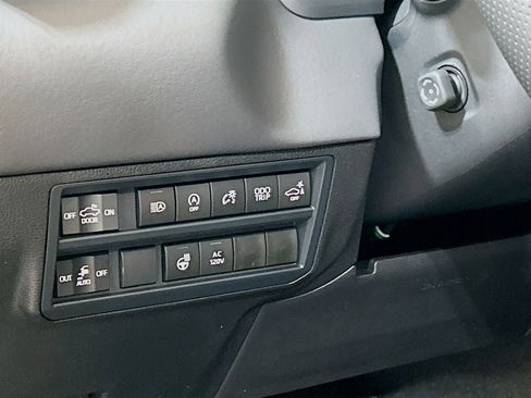 New 2026 Toyota Tundra Platinum image 8