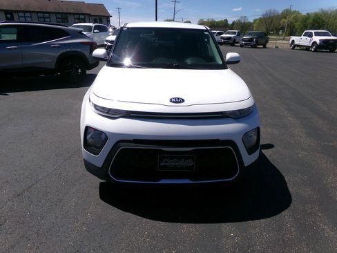 Used 2021 Kia Soul LX FWD image 4