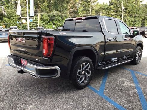 New 2026 GMC Sierra 1500 SLT w/ SLT Convenience Package image 7