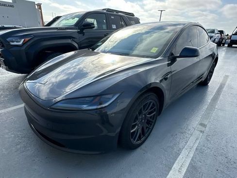 Used 2025 Tesla Model 3 Long Range RWD image 1