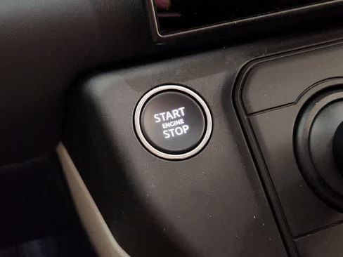 Used 2026 Land Rover Defender 110 S AWD/4WD image 21