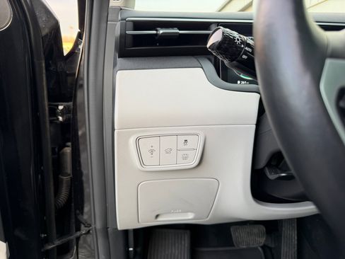 Used 2023 Hyundai Tucson Limited image 12