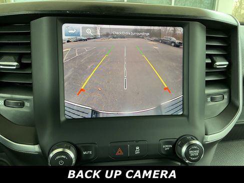 Used 2022 RAM 2500 Big Horn image 10