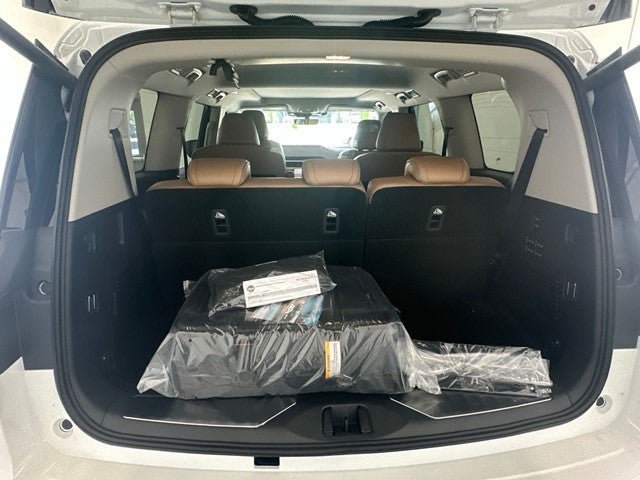New 2027 INFINITI QX80 Luxe w/ Cargo Package AWD/4WD image 40