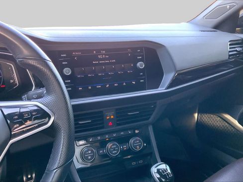 Used 2023 Volkswagen Jetta GLI Autobahn FWD image 7