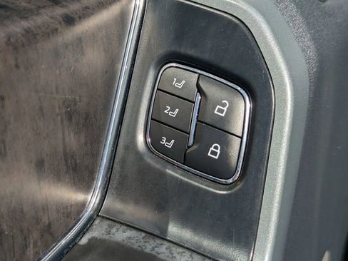 Used 2022 Ford F150 Lariat w/ Max Trailer Tow Package image 15