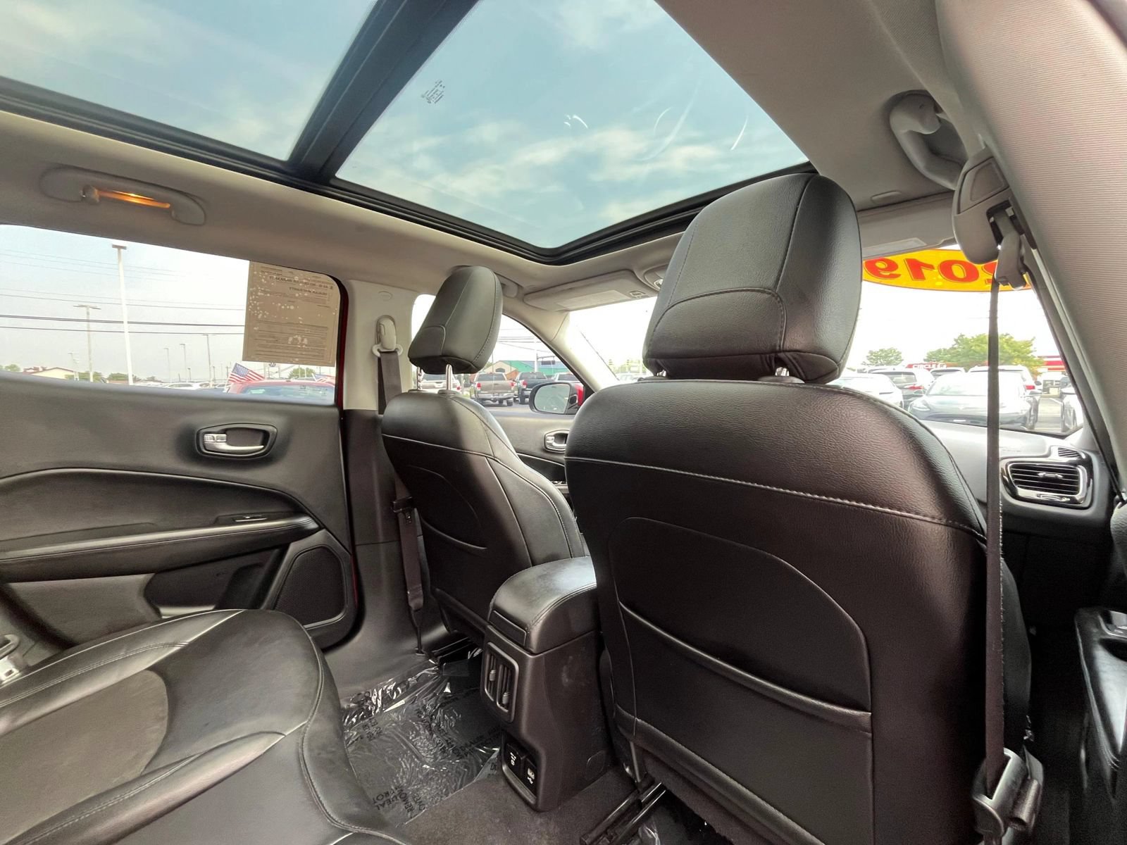 Used 2019 Jeep Compass Latitude AWD/4WD image 35
