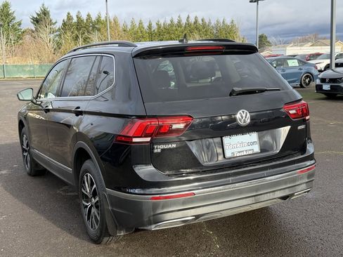Used 2021 Volkswagen Tiguan SE image 6