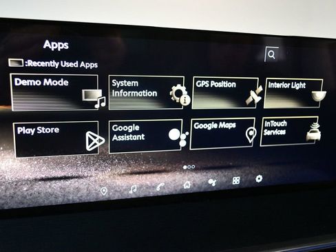 Used 2025 INFINITI QX80 Sensory image 60