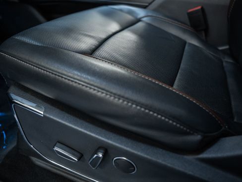 Certified 2023 Ford F150 Lariat w/ Equipment Group 502A High image 46