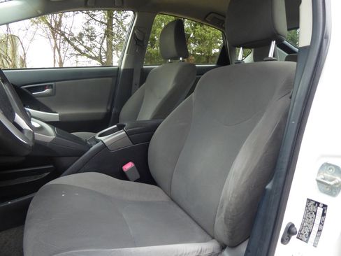 Used 2012 Toyota Prius Two image 15