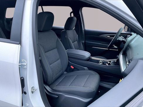 New 2026 Chevrolet Traverse LT w/ Driver Confidence Package image 13