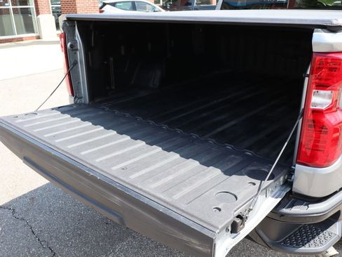 Used 2024 Chevrolet Silverado 1500 Custom Trail Boss AWD/4WD image 33
