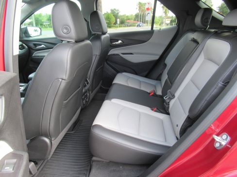 Used 2018 Chevrolet Equinox Premier FWD image 35