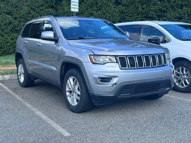 Certified 2018 Jeep Grand Cherokee Laredo AWD/4WD image 1