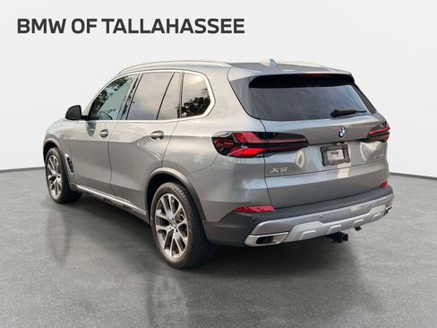 Used 2025 BMW X5 xDrive40i w/ Parking Assistance Package AWD/4WD image 7
