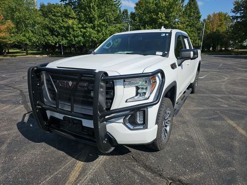 Used 2021 GMC Sierra 1500 AT4 AWD/4WD image 2