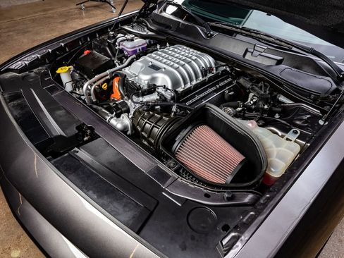 Used 2021 Dodge Challenger SRT Hellcat image 30