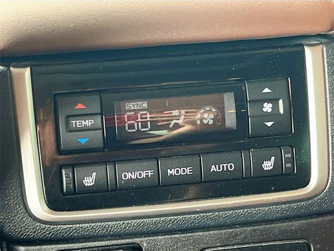 Used 2023 Subaru Ascent Touring image 27