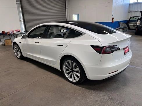 Used 2020 Tesla Model 3 Long Range image 5