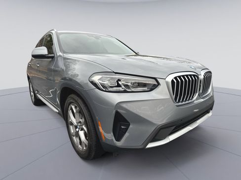 Used 2023 BMW X3 xDrive30i w/ Premium Package image 3