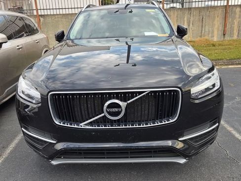 Used 2019 Volvo XC90 T5 Momentum AWD/4WD image 7