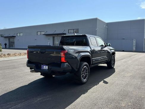 Used 2024 Toyota Tacoma TRD Sport image 25