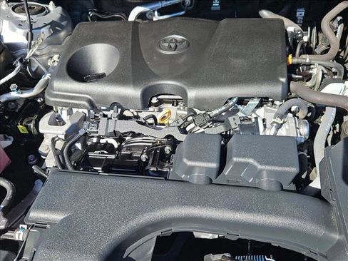 Used 2023 Toyota RAV4 XLE Premium image 22